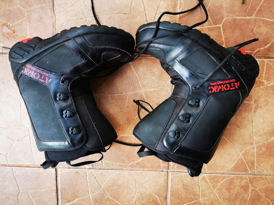 Vând bocanci boots pt zăpadă Atomic stare buna