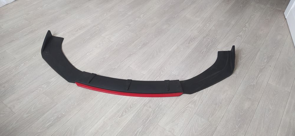 Губа на передний бампер