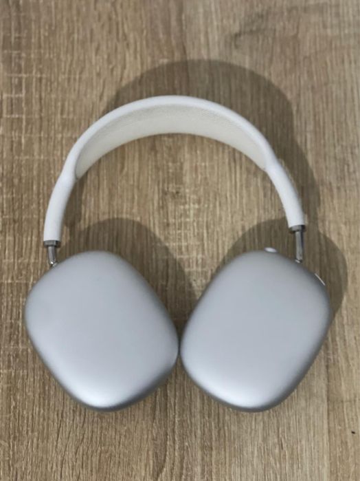 Airpods  max original срочго!