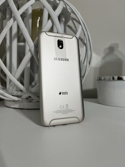 Продавам Samsung j7 duo