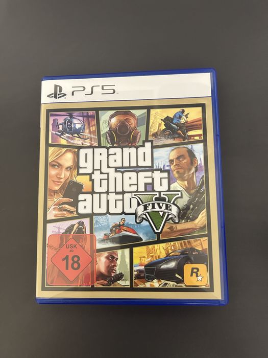 Vand Ps5 in stare perfecta