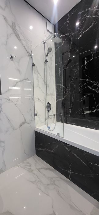 Душевой кабины, стеклянные перегородки!