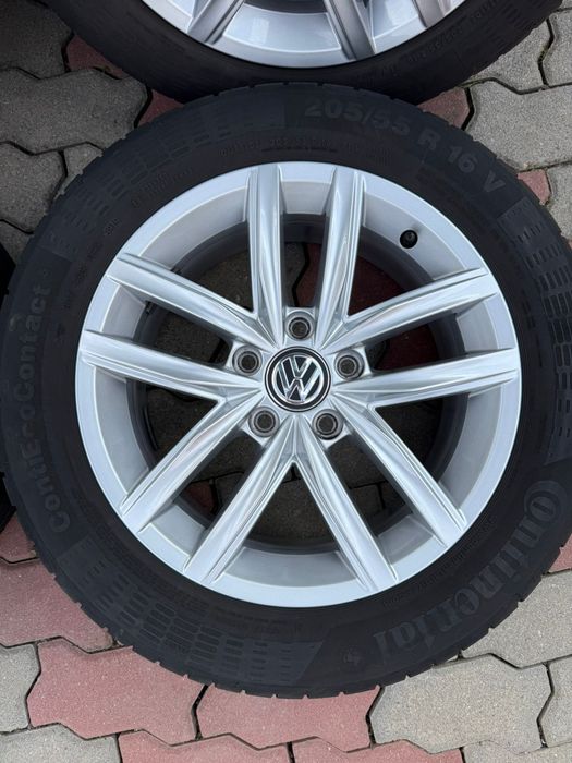 Jante de aluminiu originale VW Golf 7 R16 cu cauciucuri bune de vara