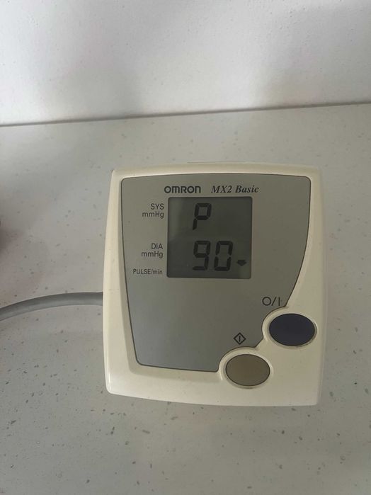 Апарат за кръвно налягане OMRON