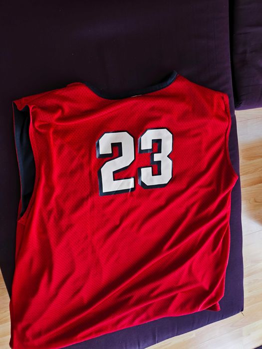 Двулицев потник. Hilfiger