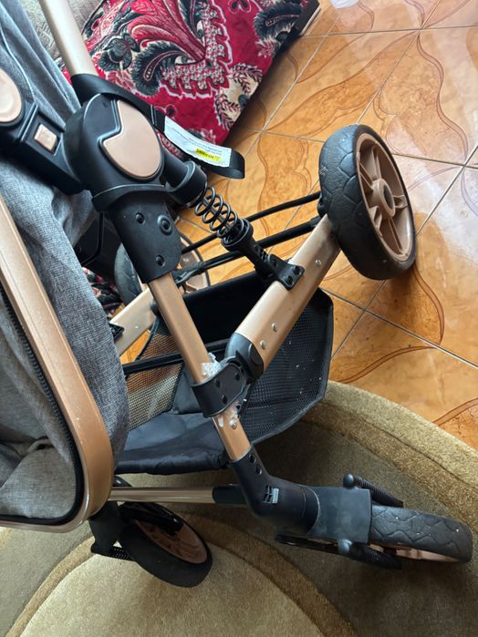 Căruț bebeluși 3 în 1