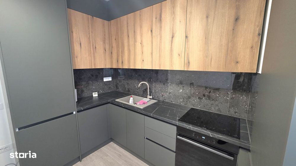 Apartament 1 camera/ Prima închiriere 300 euro + 30 euro parcare.