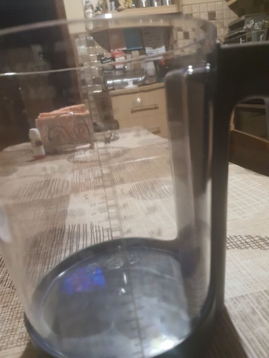 Мерителна домакинска кана