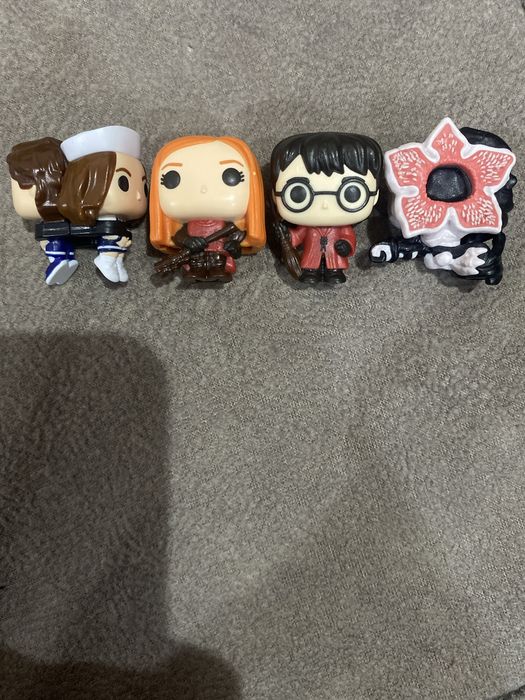 Обменяю любую из этих на осд эдди,дастина,майка,демогоргона брелок