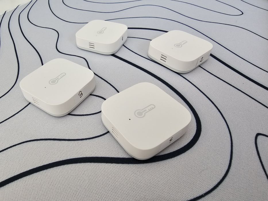 Senzor temperatura si umiditate Aqara Zigbee