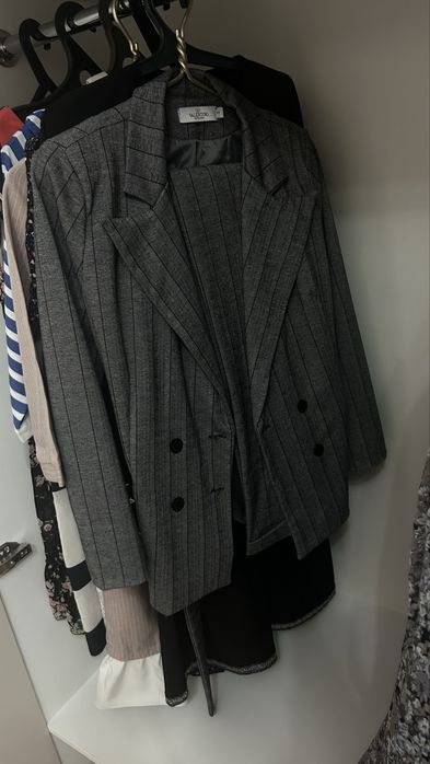 Платья, көйлектер сатылады