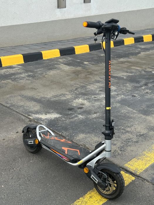 Trotineta kukirin A1