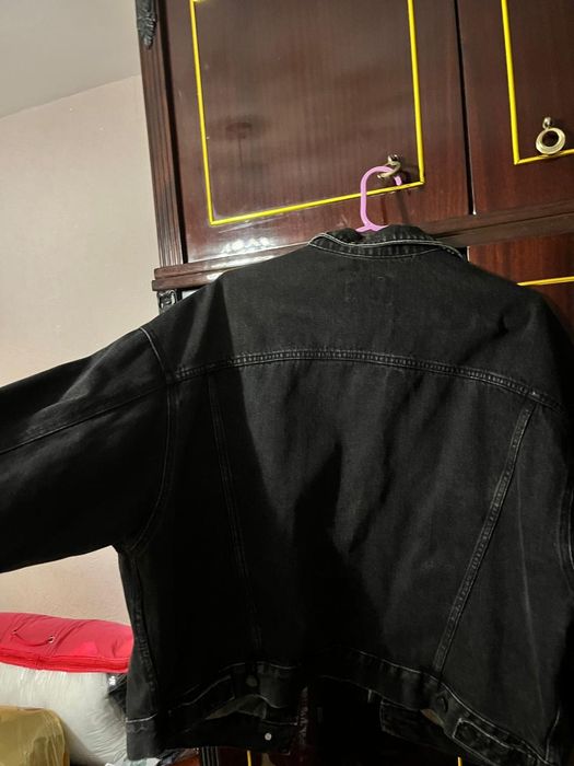 Джинсовая куртка