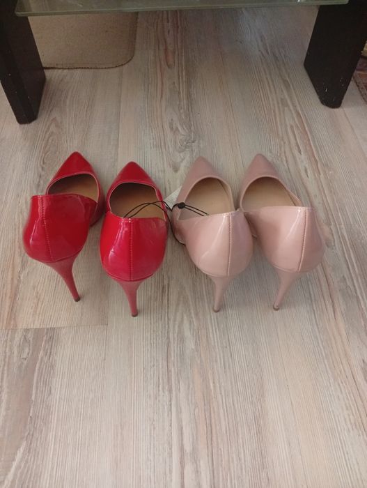 Pantofi  și sandade ocazie