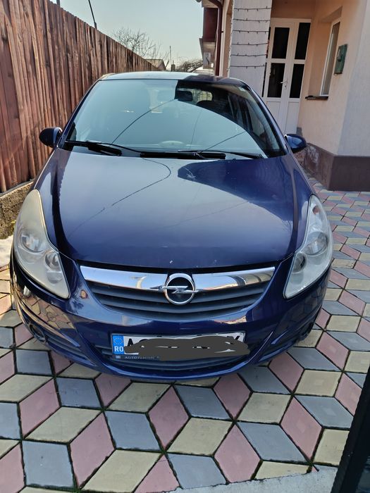 Vând Opel CORSA 1.2 benzina gpl.An 2010
