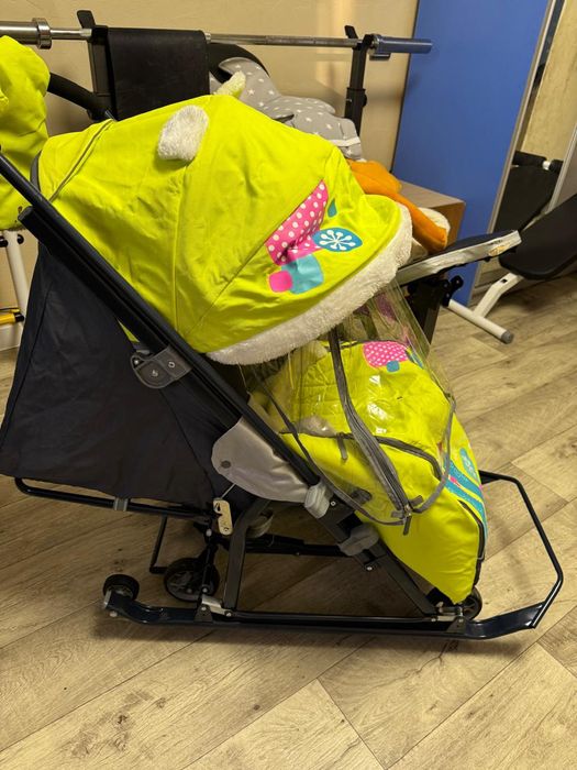 Продам санки коляску