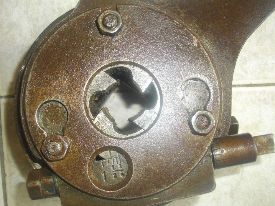 Плашка Водопроводна Ренде Дърводелско Шайба За Електромотор Наковалня