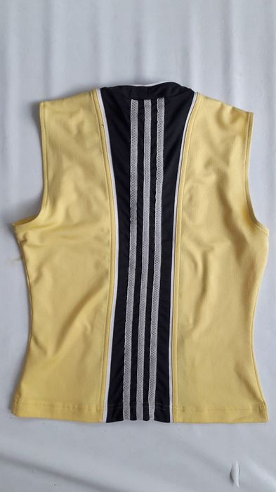 Tricouri Adidas copii 8-10 ani.