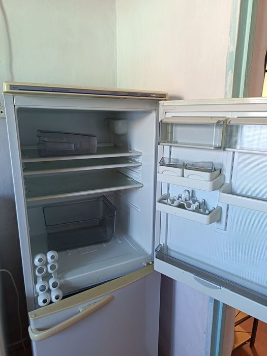 Продам холодильник