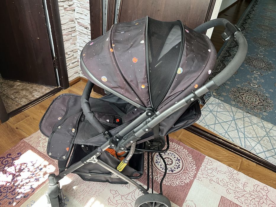 Коляска для пргулок