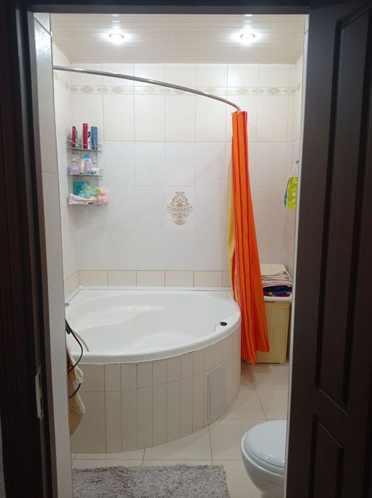 Фаргона шахарда ховли уй сотилади