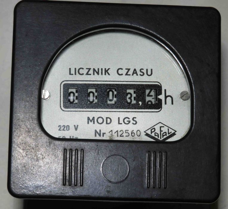 Счетчик импульсов СИ. 206 ХЛ 4 и счетчик наработки в часах