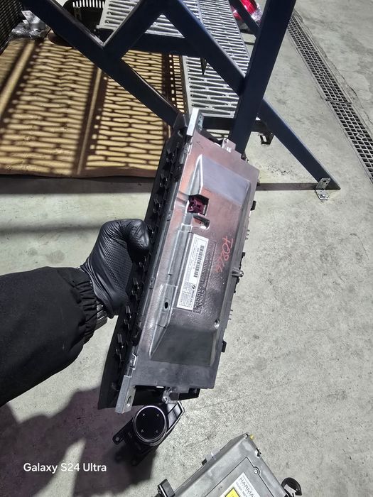 Navigatie mare nbt bmw f10.f11 f01 f02 f07 f06 f12 f13