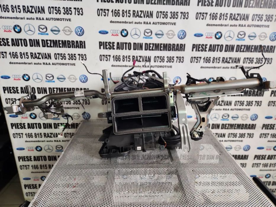 Tulumba Carcasa Aeroterma Armatura Traversa Bord Bmw F40 F41 Volan Stanga Dezmembrez Bmw F40 M Pake