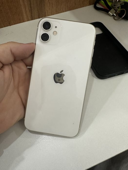 Продам iphone 11