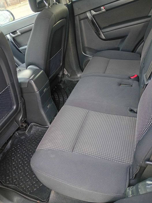 Vând Chevrolet Captiva