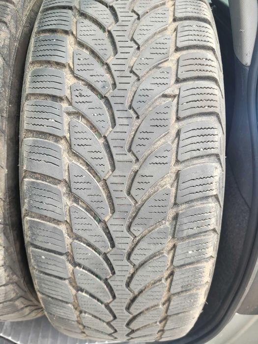 Vand  4 roti cu jante aliaj205/55/16,cauciucuri 4buc205/55/16 si4 roti otel 205/55/16,pt.Opel astra,4 jante ww ,otel pe 15