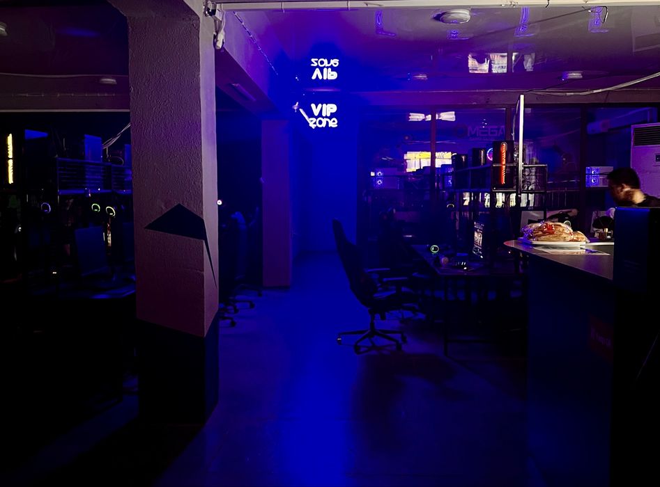 Продается компьютерный клуб