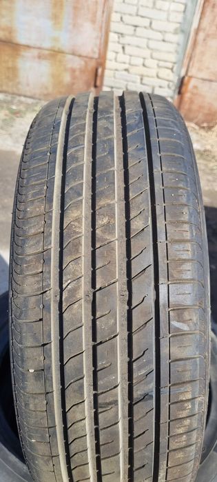 Резина в отличном состоянии.