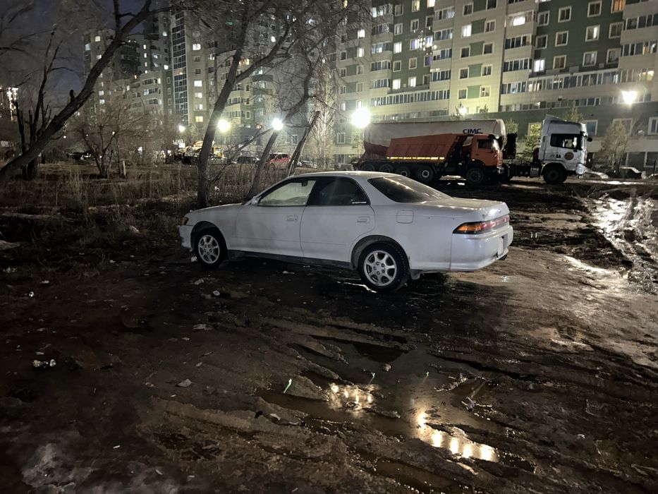 Машина Toyota Mark ||