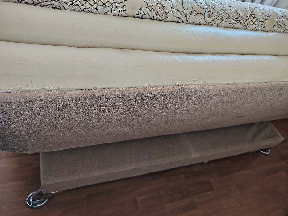 Диван с креслами