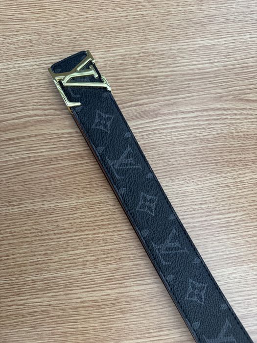 Vand curea Louis Vuitton Noua