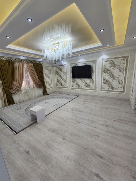 Samarqand shaxar bulvar 4 xona sotiladi