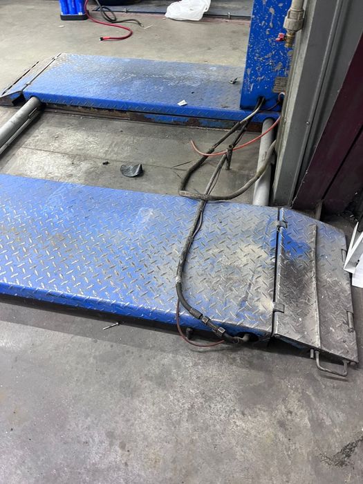 Домкрат  для шиномонтажа