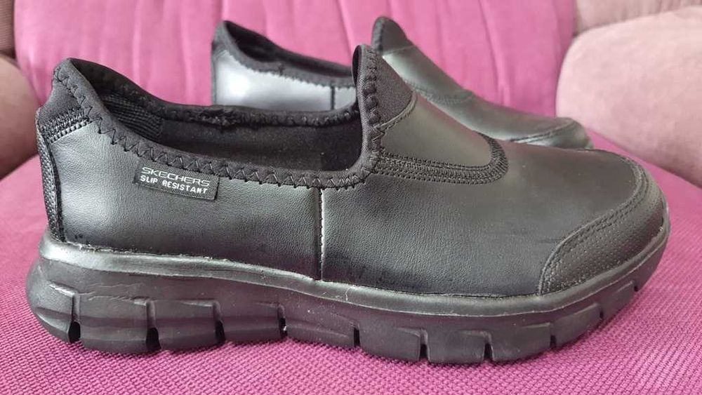 Pantofi piele SKECHERS Work Sure Track Slip Resistant marimea 35