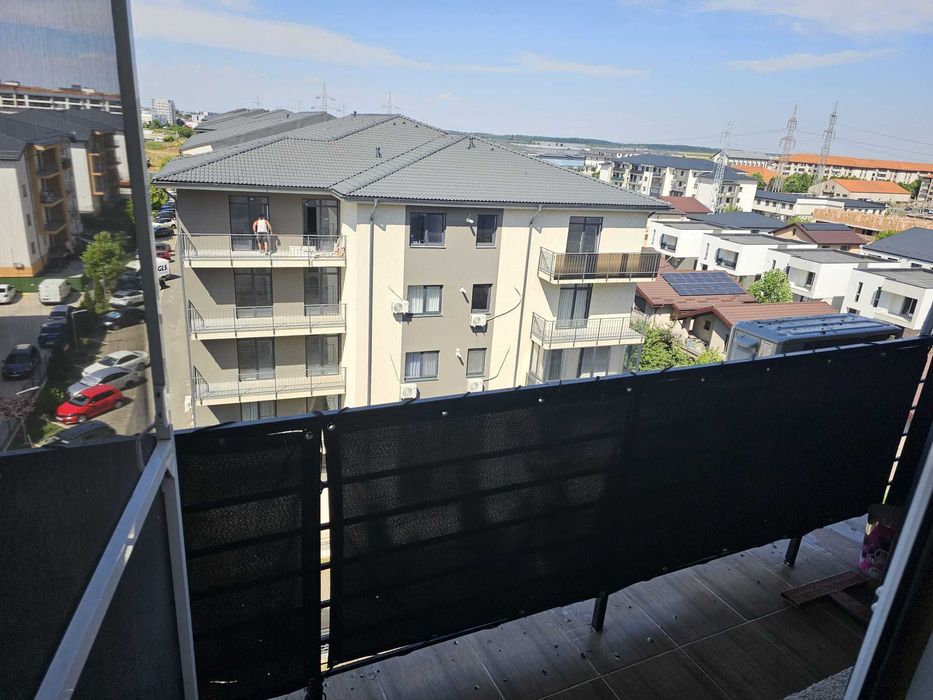 Inchiriez garsoniera in Dobroesti