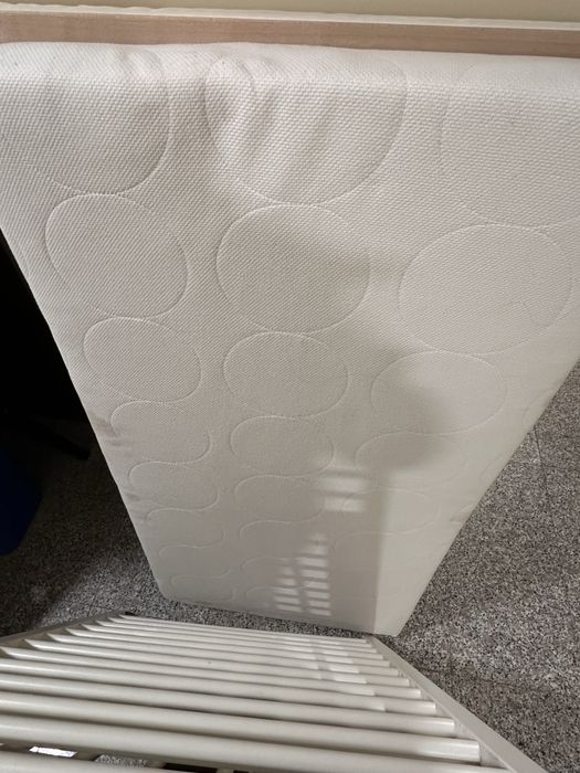 Продавам детско легло Икеа