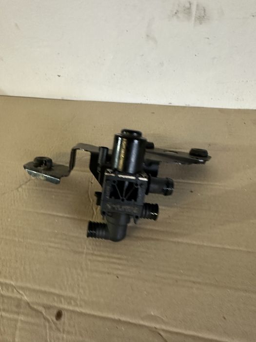 Pompa  apa recirculare BMW X5 E53 3.0 diesel 6939511