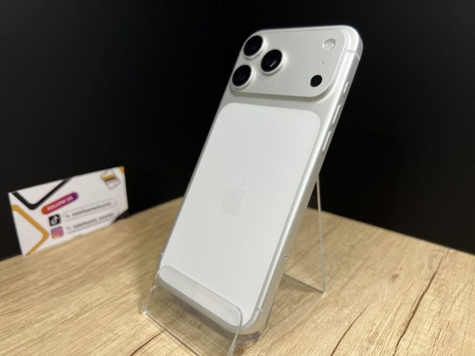 Iphone 17 Pro Max 256Gb Silver Second-Hand 3 ani garanție, Telefoane M