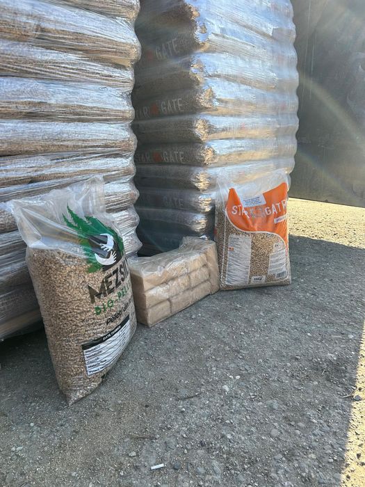 Peleti rasinoase si brichete foc ruf fag