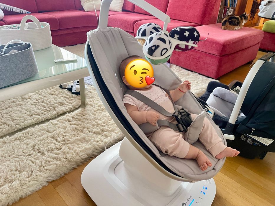 Leagan balansoar electric bebelusi 4moms 4 moms generatia 5 mamaroo