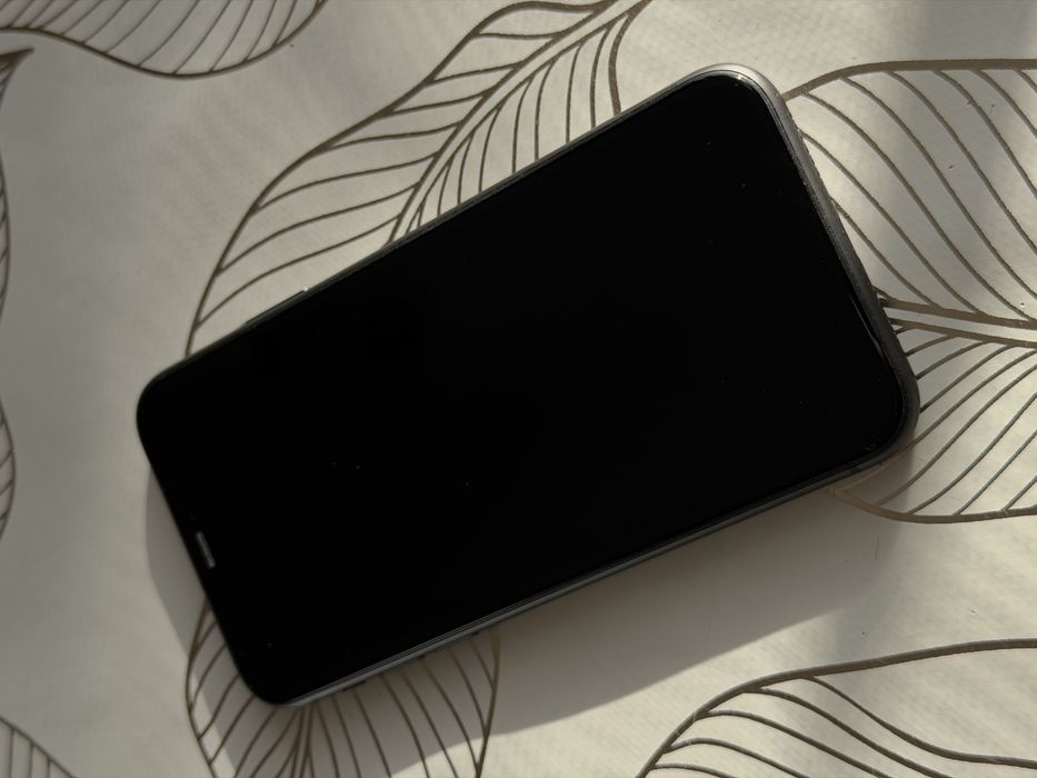 Iphone 11 , 64 gb