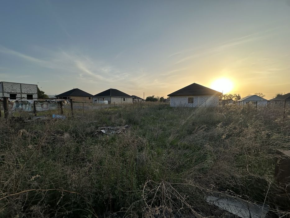 Земельный участок