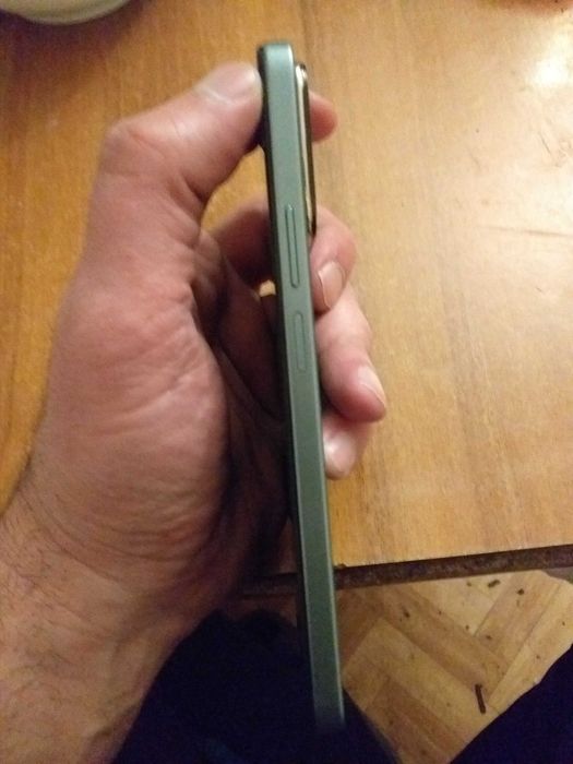 Продам смартфон HONOR X7c  2024 года. Возможна доставка !