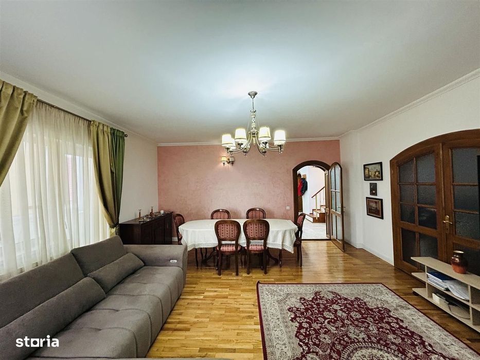 Apartament deosebit cu pod si garaj - zona Bd. Victoriei