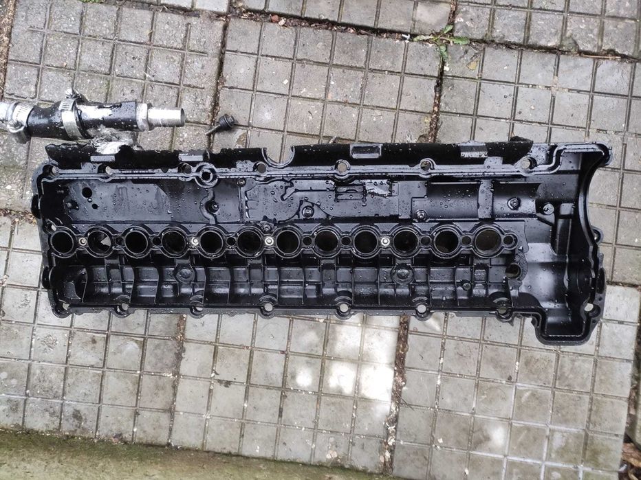 Капак клапани БМВ е60 530д